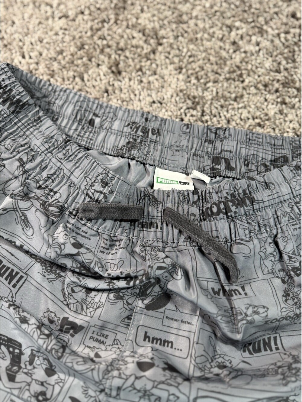 Puma Classics Super AOP Comic Print Athletic Shorts Size Medium Grey
